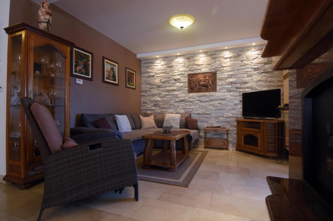 Gallery Premium 99 Near Ammphiteatre With Garage 5 Days And More Gratis Apartamento PUY Exterior foto