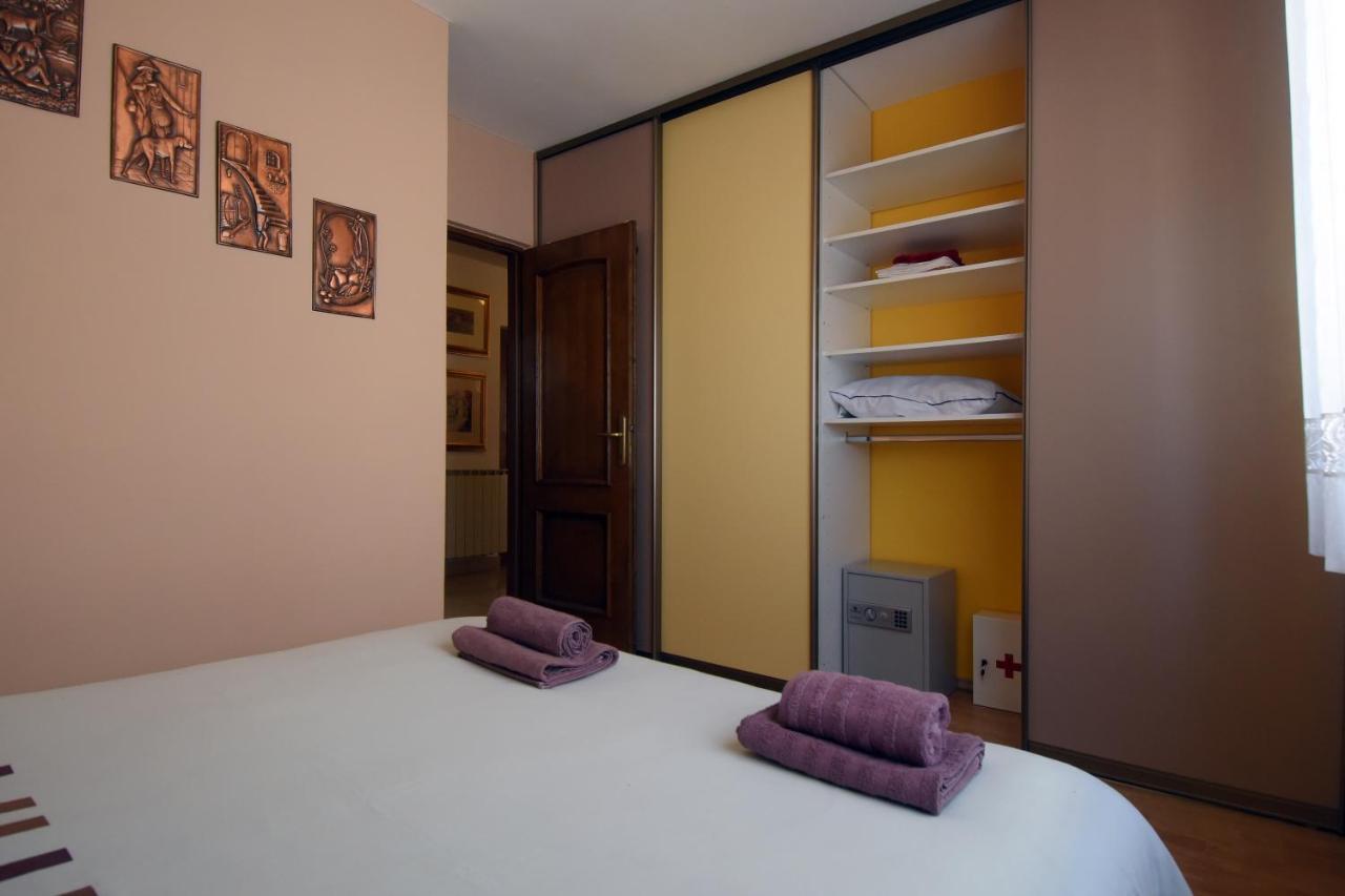 Gallery Premium 99 Near Ammphiteatre With Garage 5 Days And More Gratis Apartamento PUY Exterior foto