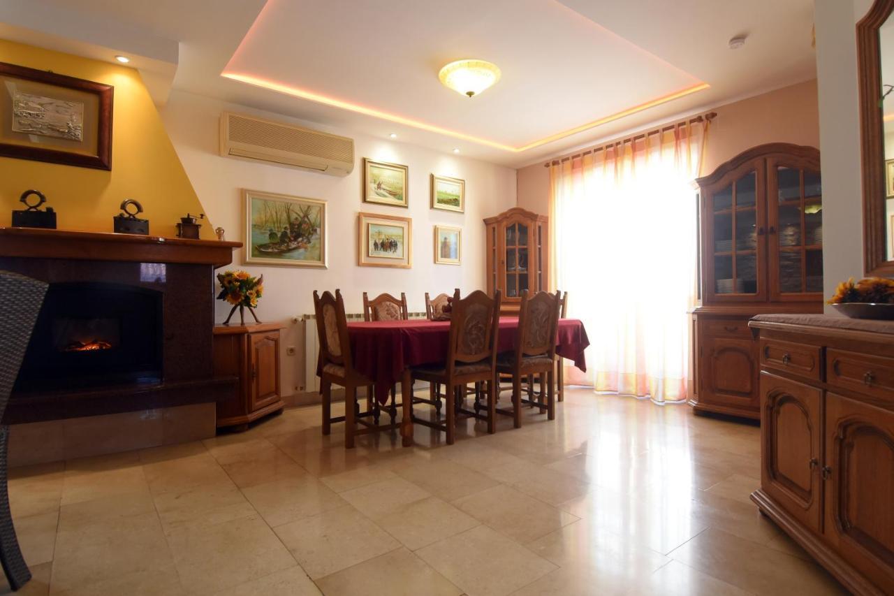 Gallery Premium 99 Near Ammphiteatre With Garage 5 Days And More Gratis Apartamento PUY Exterior foto