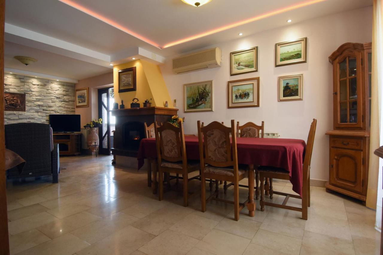Gallery Premium 99 Near Ammphiteatre With Garage 5 Days And More Gratis Apartamento PUY Exterior foto